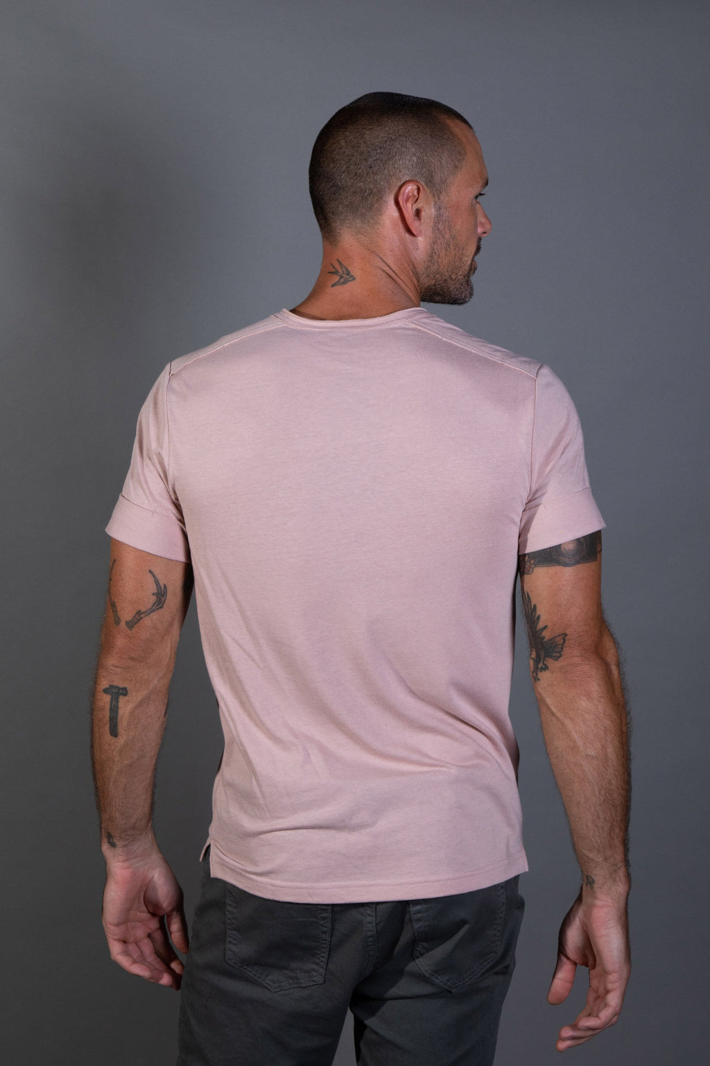 Men's Jersey Raw Neck Curved Pocket Tee