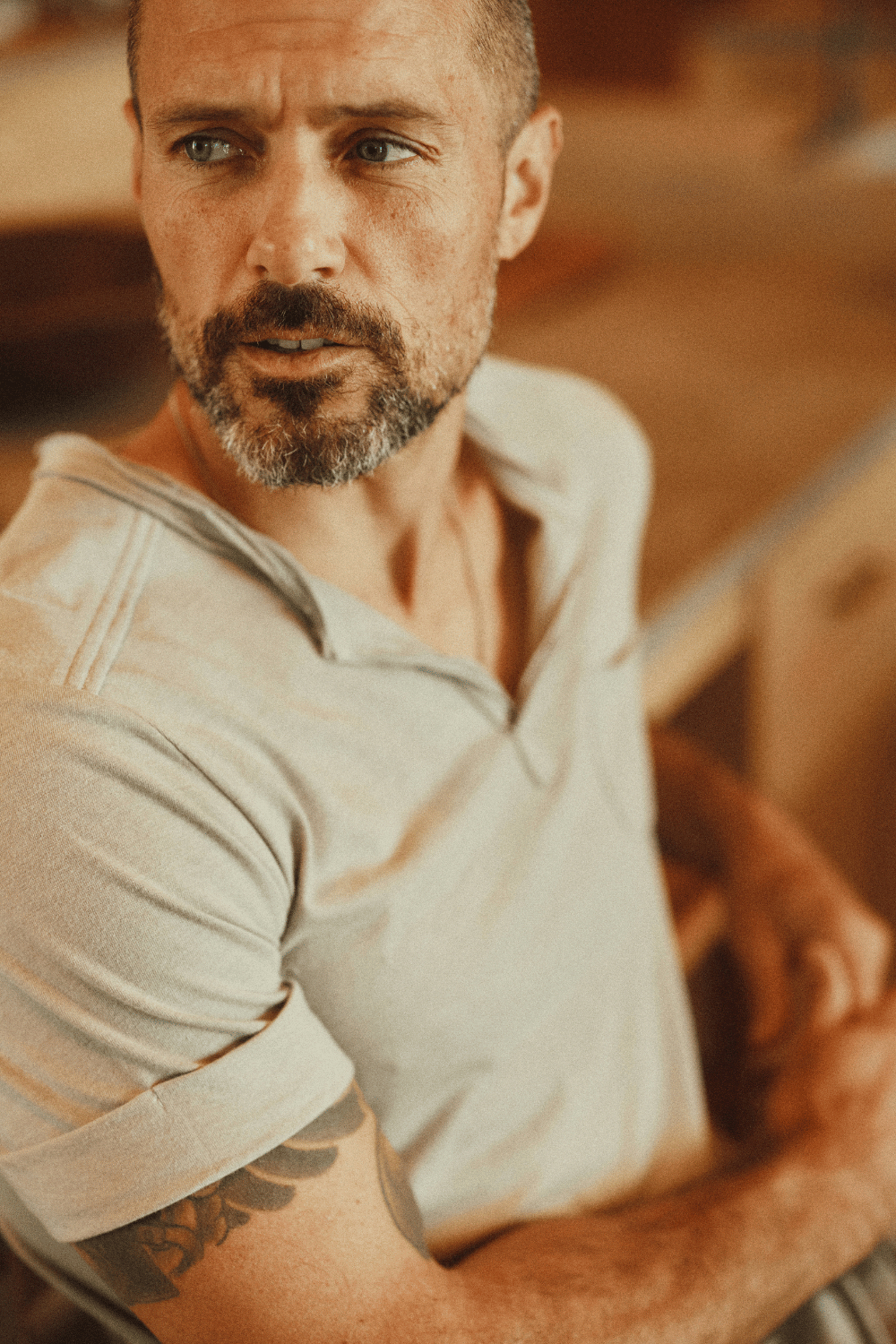 Men's Jersey Raw Neck Curved Pocket Tee