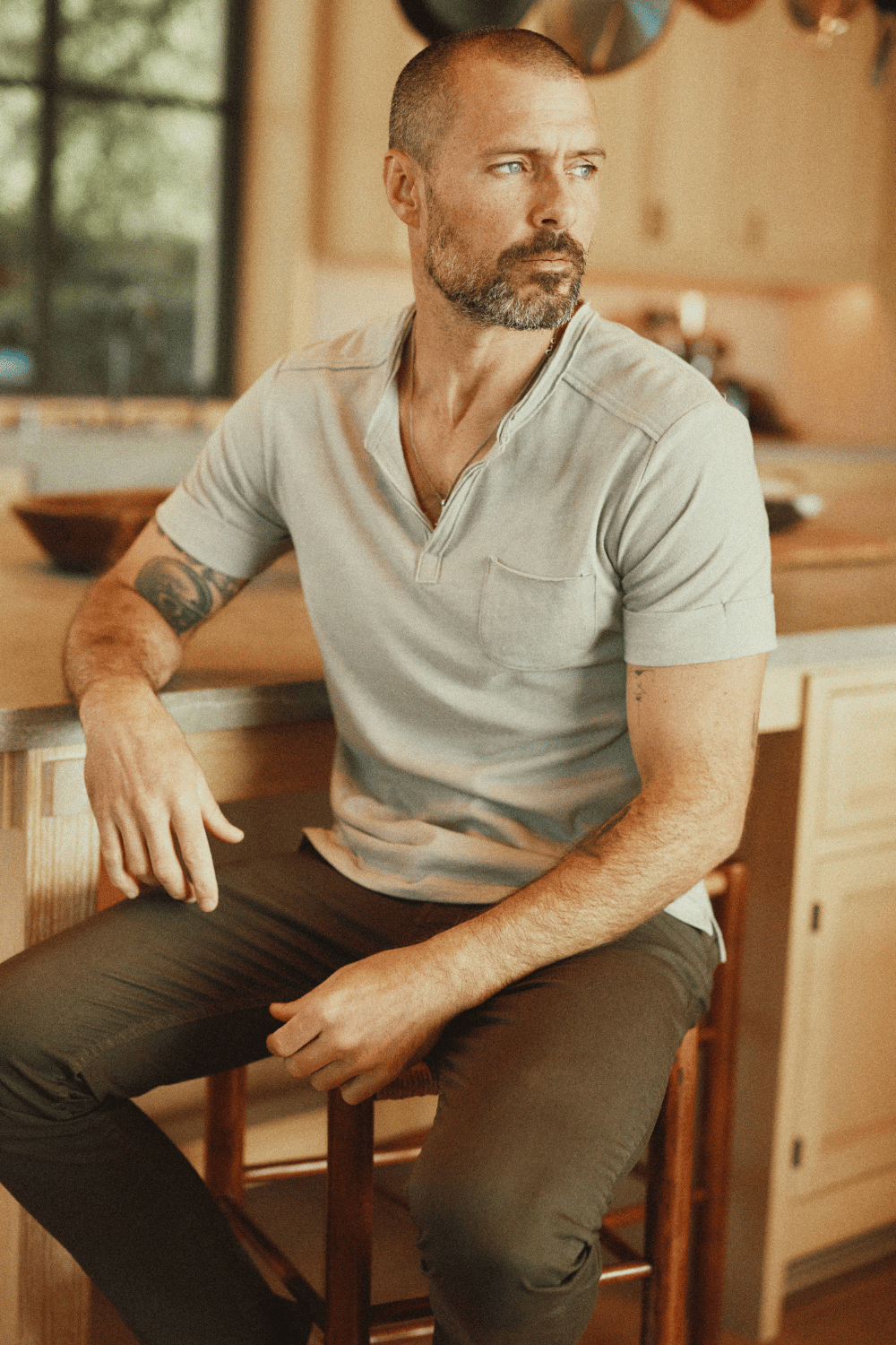 Men's Jersey Raw Neck Curved Pocket Tee
