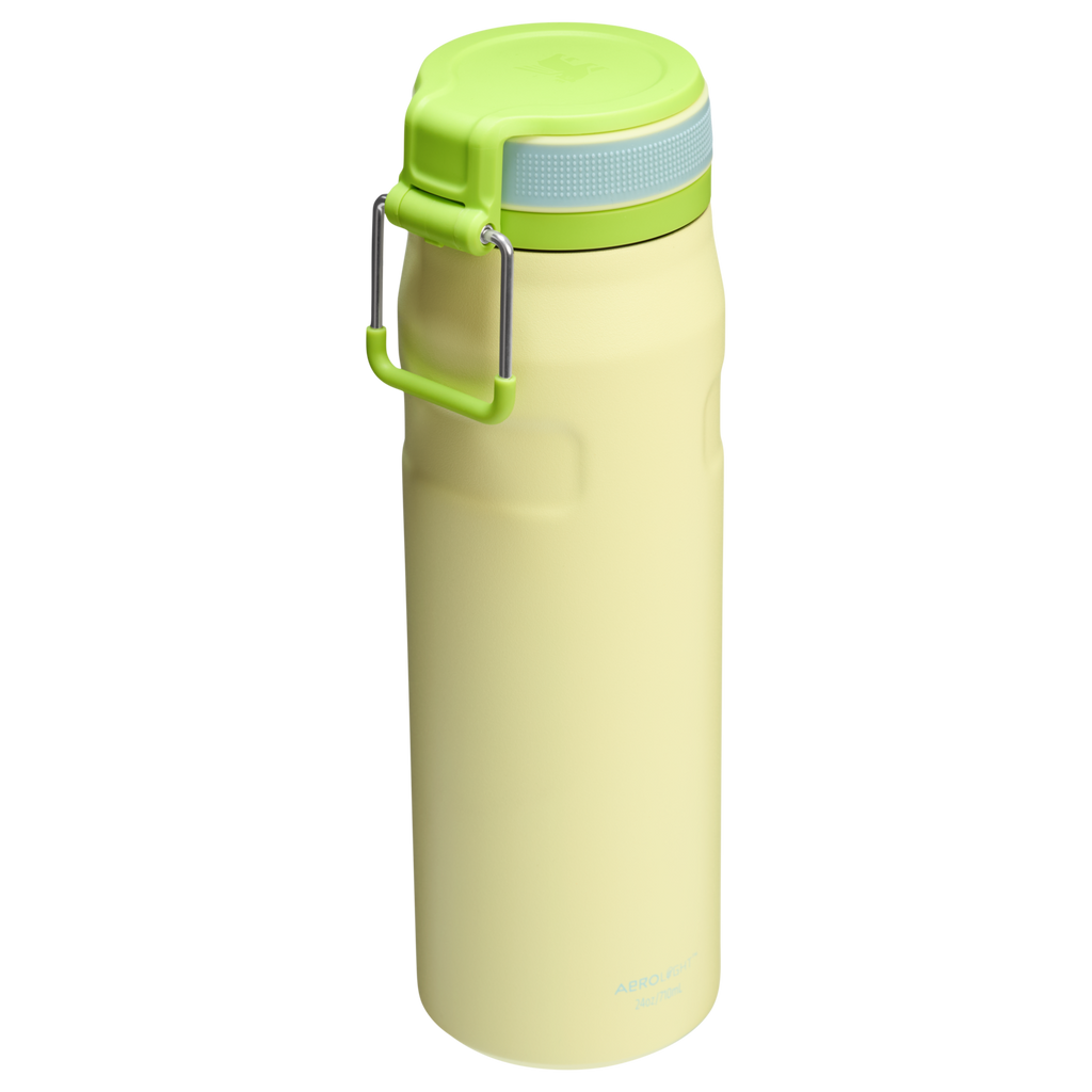 Stanley The IceFlow™ Bottle with Twist Flip Lid | 24 OZ
